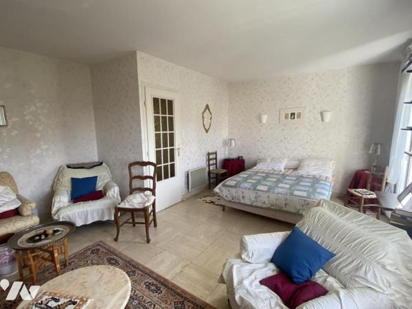 Maison de Type 5 avec dépendances