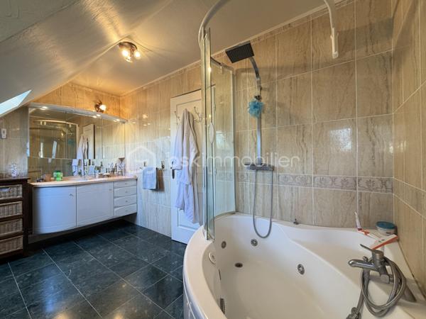 Maison contemporaine de 205,27 m²