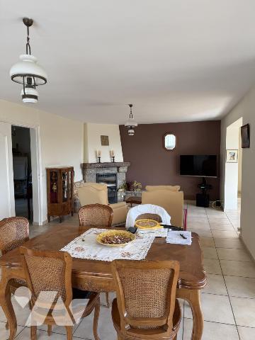A VENDRE MAISON TRADITIONNELLE QUIBERON VUE MER