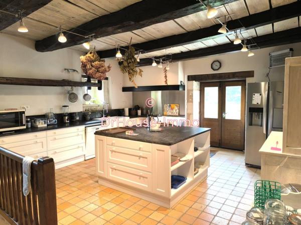 Château à vendre 20 pièces de 565 m²