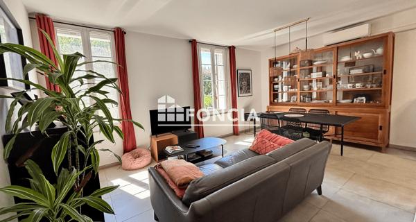 À vendre Maison 5 pièces 131 m² - Saint-laurent-d'aigouze 30220