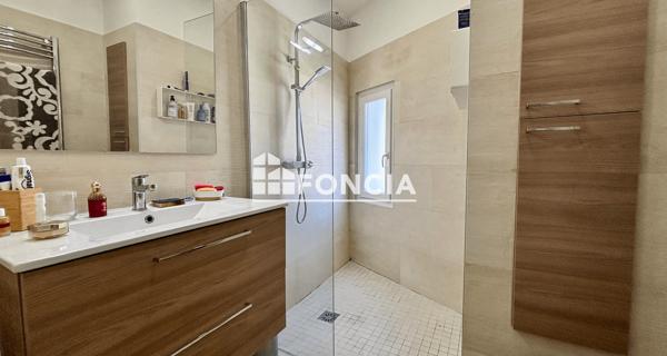 À vendre Maison 5 pièces 131 m² - Saint-laurent-d'aigouze 30220