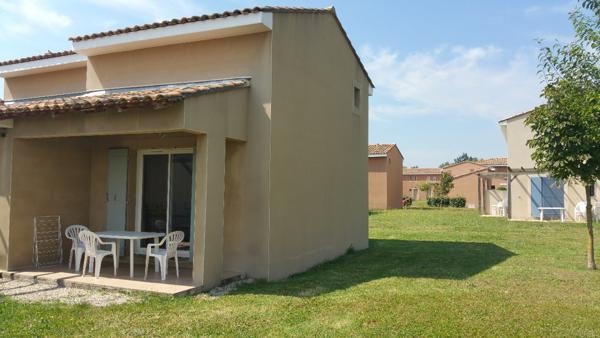 EXCLUSIVITÉ A SAINT SATURNIN LES AVIGNON - APPARTEMENT / TYPE 2 MAISON A VENDRE DANS RÉSIDENCE AVEC PISCINE