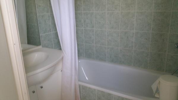 EXCLUSIVITÉ A SAINT SATURNIN LES AVIGNON - APPARTEMENT / TYPE 2 MAISON A VENDRE DANS RÉSIDENCE AVEC PISCINE