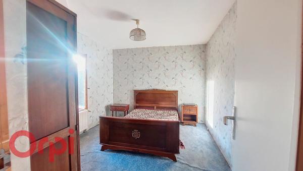 Maison à vendre    4 pièces •  Doyet