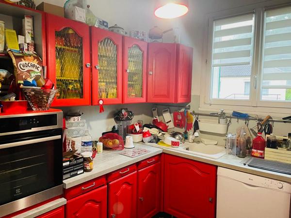 Maison Maintenon 6 pièce(s) 130 m2 avec sous-sol total, jardin, à 5 min a pied de la gare