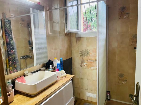 Maison Maintenon 6 pièce(s) 130 m2 avec sous-sol total, jardin, à 5 min a pied de la gare