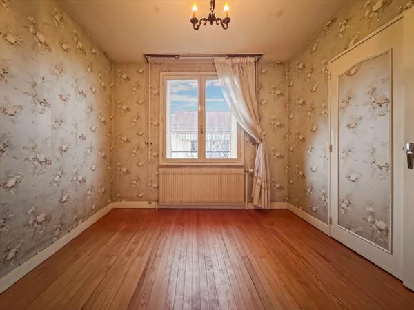 Maison à vendre 4 pièces GENLIS (21)