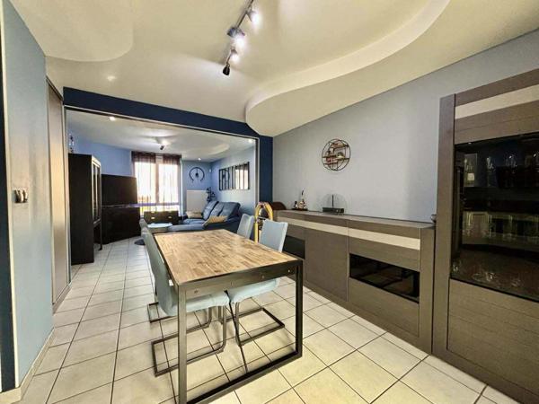 Maison mitoyenne d'un côté - JOEUF