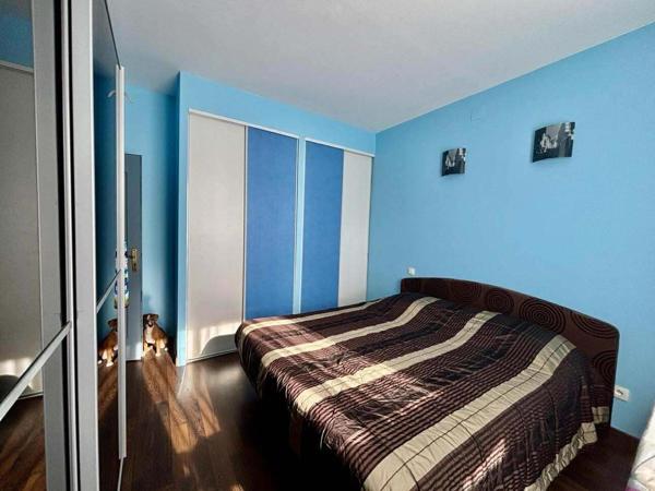 Maison mitoyenne d'un côté - JOEUF