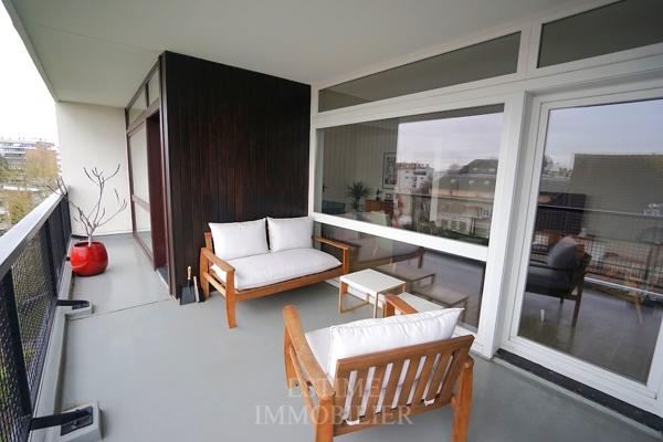 LILLE PARC SAINT-MAUR APPARTEMENT T5 BIS DERNIER ETAGE AVEC GARAGE