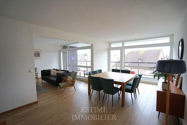 LILLE PARC SAINT-MAUR APPARTEMENT T5 BIS DERNIER ETAGE AVEC GARAGE