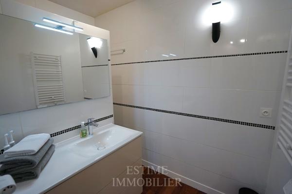 LILLE PARC SAINT-MAUR APPARTEMENT T5 BIS DERNIER ETAGE AVEC GARAGE