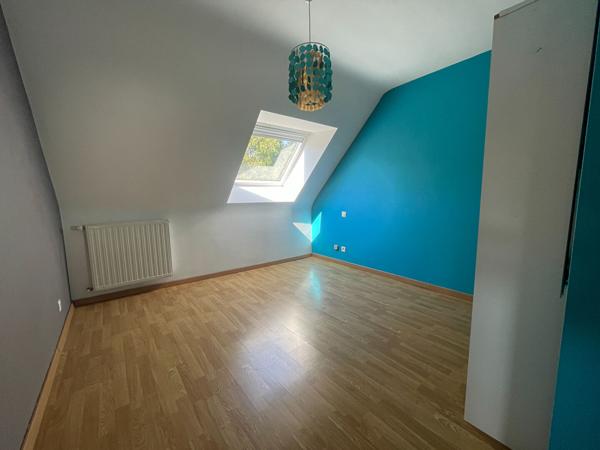 Maison à vendre à PLOEREN 3 chambres 1 bureau  commerces bus écoles