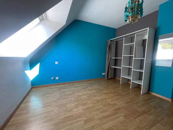 Maison à vendre à PLOEREN 3 chambres 1 bureau  commerces bus écoles