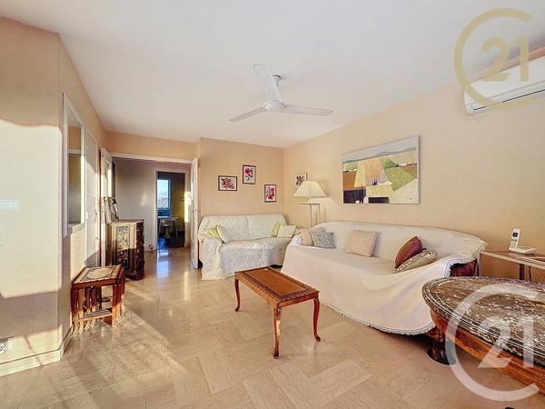 Appartement T5 à vendre  5 pièces - 111,84 m 2   MONTELIMAR  - 26