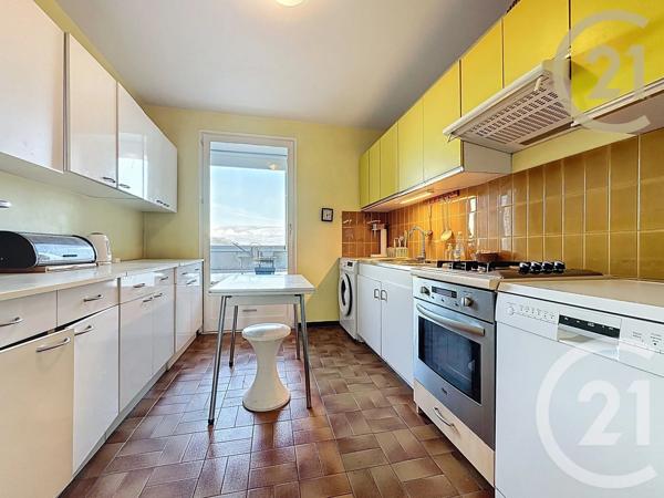 Appartement T5 à vendre  5 pièces - 111,84 m 2   MONTELIMAR  - 26
