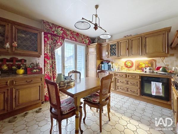 Maison à vendre 7 pièces 196 m² Carrières-sur-Seine