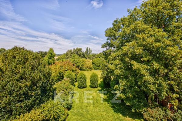 Manoir du XIXe entièrement restauré, piscine intérieure, parc arboré 2Ha avec étang,1h30 de Paris