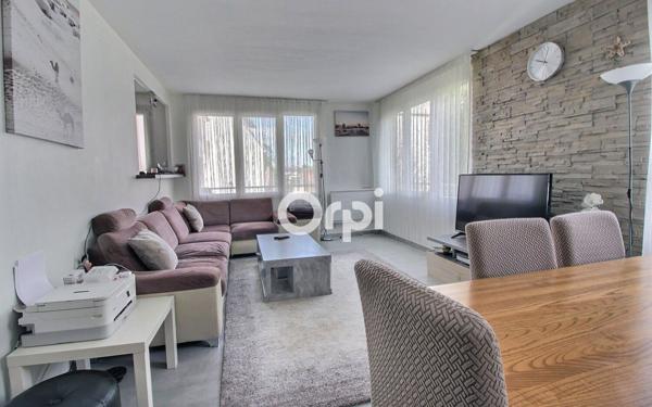 Appartement à louer    4 pièces • 80,43 m2 Viry-Châtillon