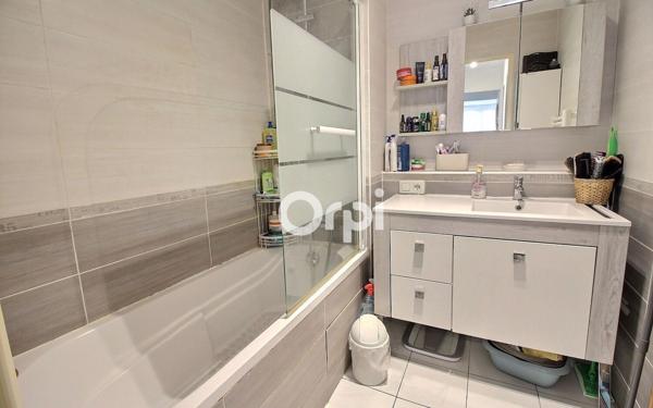 Appartement à louer    4 pièces • 80,43 m2 Viry-Châtillon