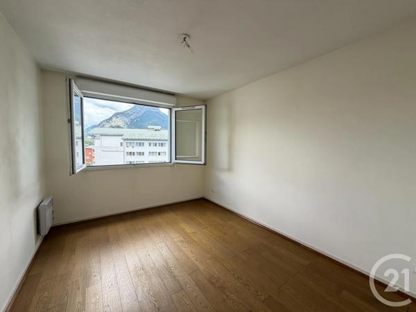 Appartement T4 à vendre  4 pièces - 85 m 2   GRENOBLE  - 38