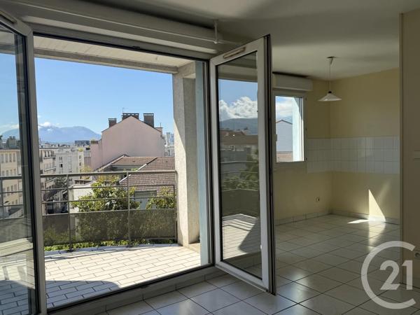 Appartement T4 à vendre  4 pièces - 85 m 2   GRENOBLE  - 38