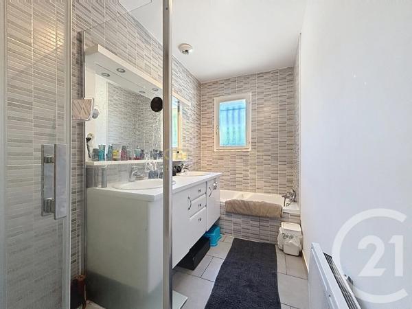 Maison à vendre  6 pièces - 124,09 m 2   VILLEFONTAINE  - 38