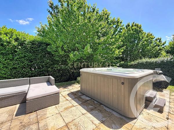 Maison à vendre  6 pièces - 124,09 m 2   VILLEFONTAINE  - 38