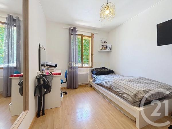 Maison à vendre  6 pièces - 124,09 m 2   VILLEFONTAINE  - 38