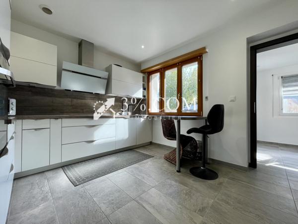 Maison 6 pièce(s) 2 chambre(s) 246 m²