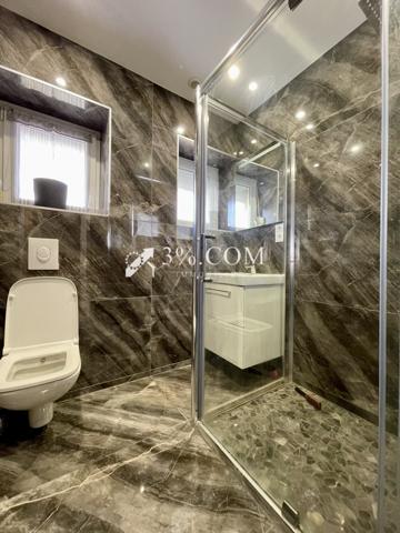 Maison 6 pièce(s) 2 chambre(s) 246 m²