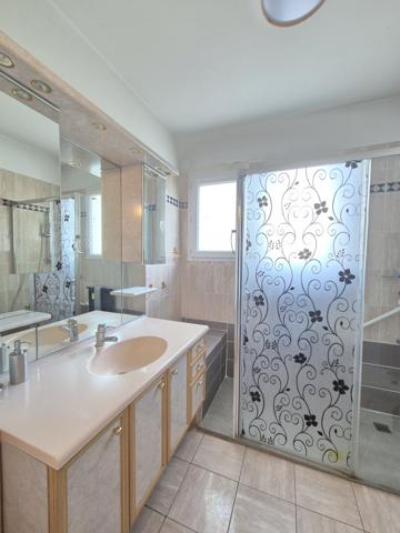 Maison 6 pièce(s) 5 chambre(s) 148.43 m²