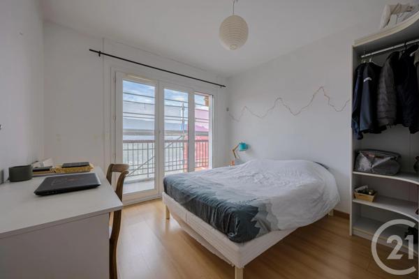 Appartement T5 à vendre  5 pièces - 99,16 m 2   CHAMBERY  - 73