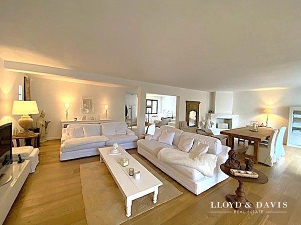 Superbe villa contemporaine haut de gamme