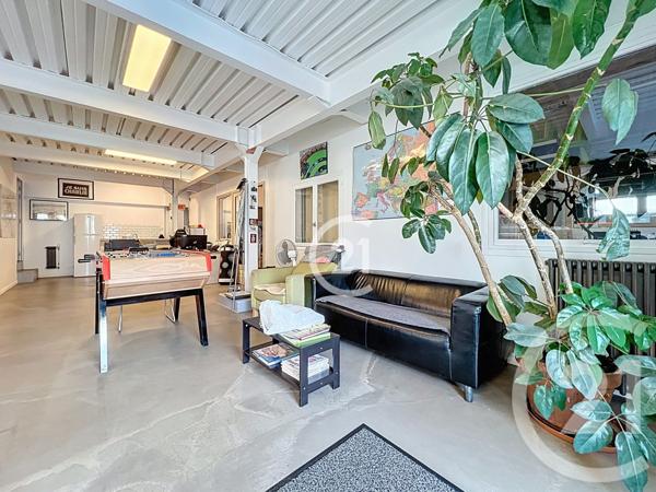 Appartement Local à vendre  3 pièces - 130 m2 MONTREUIL - 93