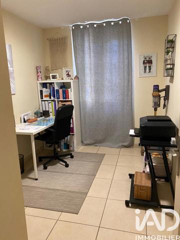 Immeuble à vendre 240 m² Sorgues