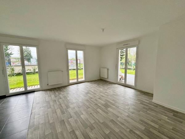 Appartement neuf avec terrasse et grand jardin privatif - OZOIR LA FERRIERE