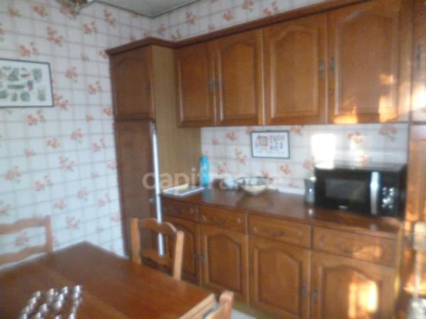 Maison à vendre 6 pièces, 4 chambres, sous-sol 2 garages PREMERY (58)