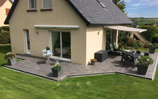 Maison à vendre    5 pièces •  Eu