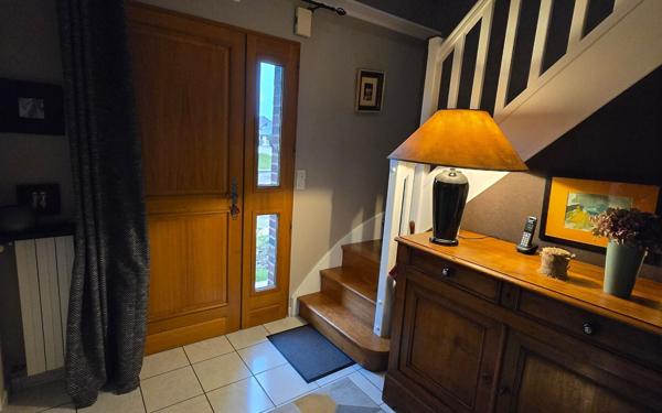 Maison à vendre    5 pièces •  Eu