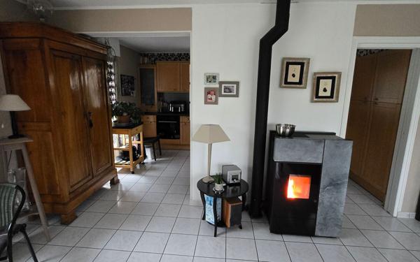 Maison à vendre    5 pièces •  Eu