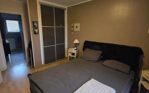 Maison à vendre    5 pièces •  Eu