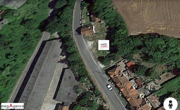 Terrain à AIRAINES, 80270 - 541m²