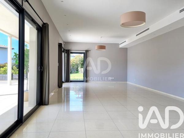 Maison à vendre 6 pièces 195 m² Rouffiac-Tolosan