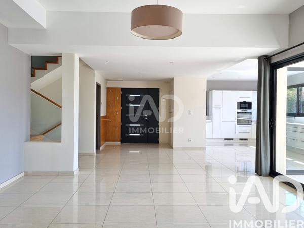 Maison à vendre 6 pièces 195 m² Rouffiac-Tolosan