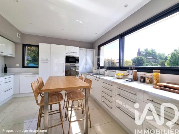 Maison à vendre 6 pièces 195 m² Rouffiac-Tolosan