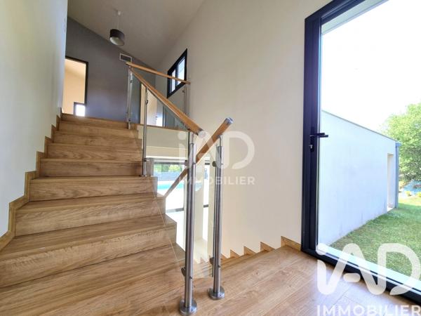 Maison à vendre 6 pièces 195 m² Rouffiac-Tolosan