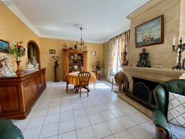 Maison à vendre à Vierzon dans le Cher (18100), ref : 044/1881