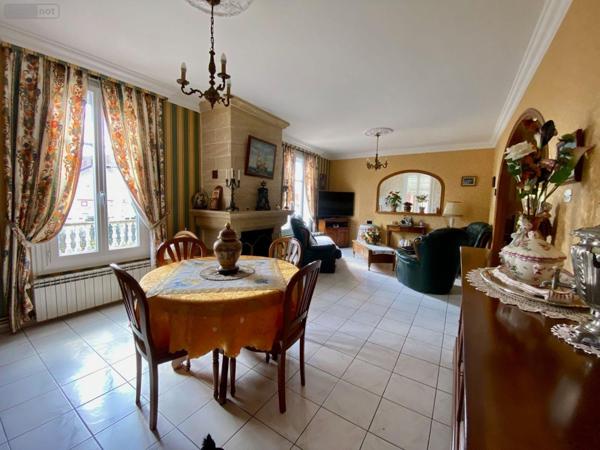 Maison à vendre à Vierzon dans le Cher (18100), ref : 044/1881